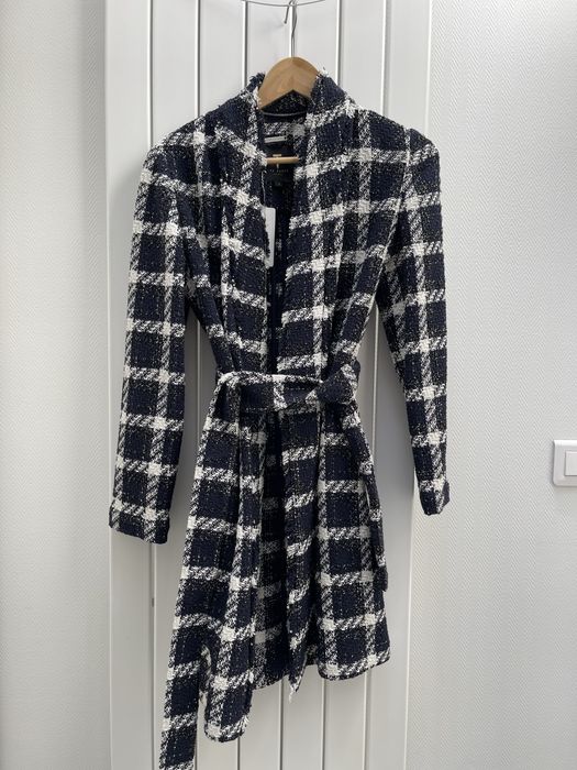 Palton Ted Baker nou cu eticheta