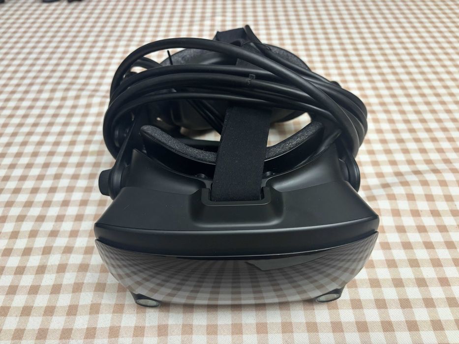 Шлем виртуальной реальности Valve Index