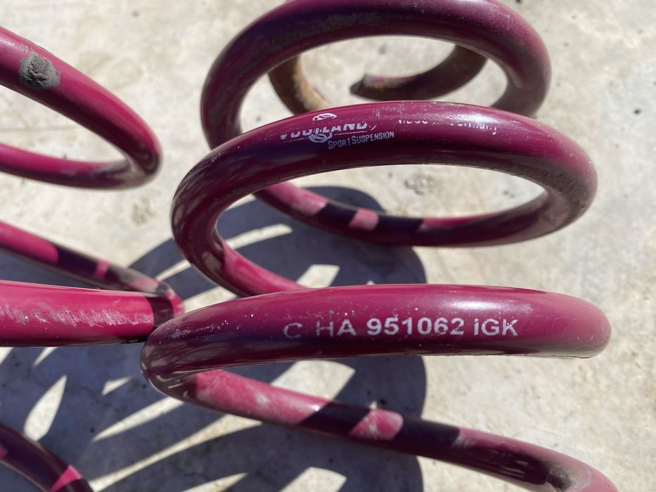 Спортни пружини Vogtland свалени от Bmw E46 купе