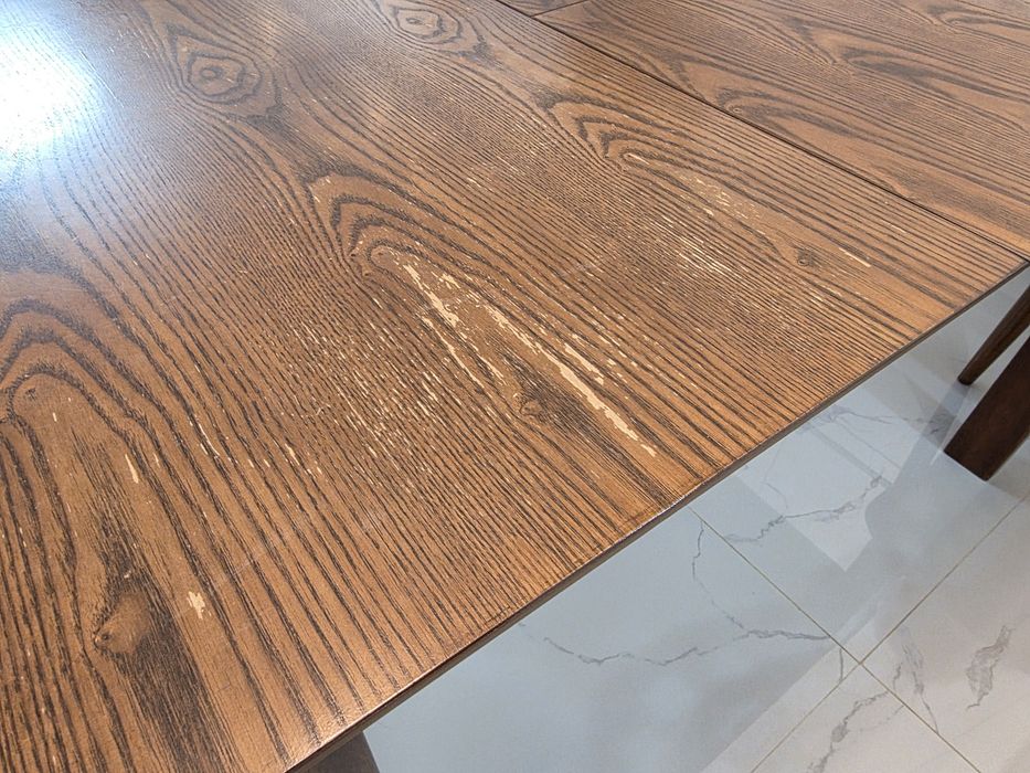 Кухонный стол со стульями