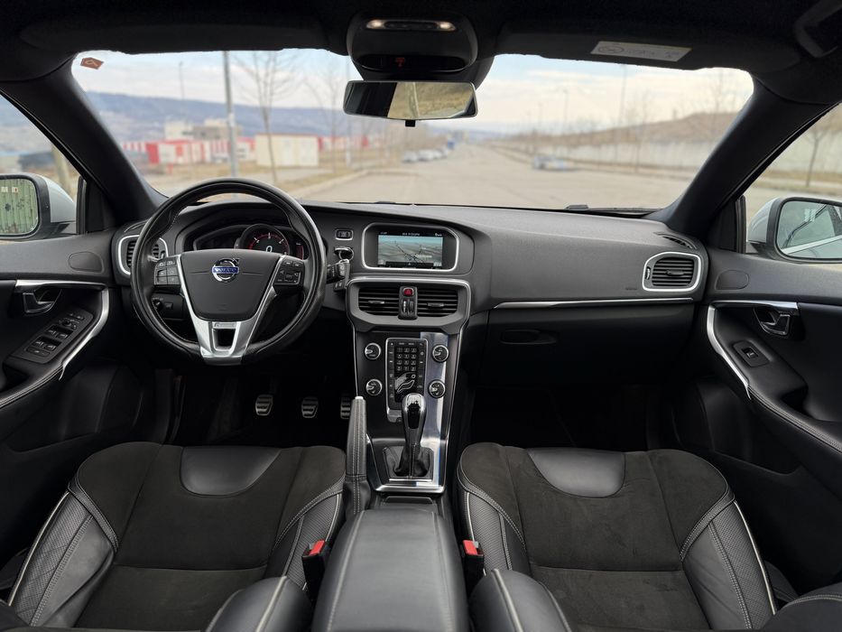 Volvo v40 R DESIGN, 2.0 Diesel, 2016, euro 6