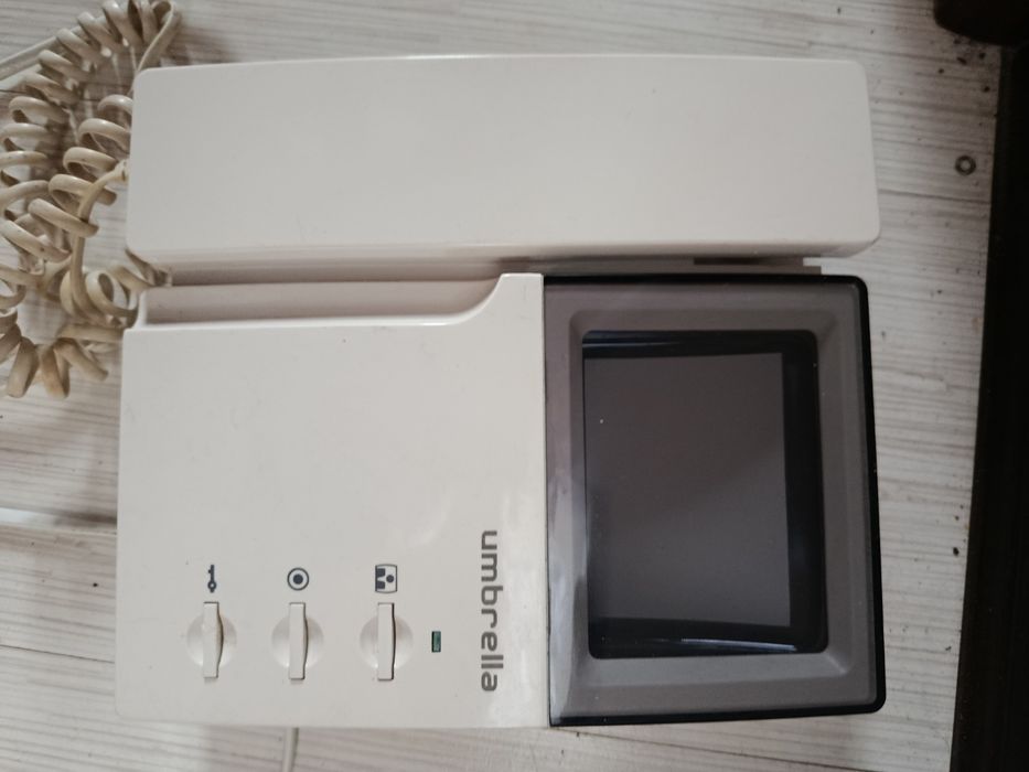 Продам видеодомофон