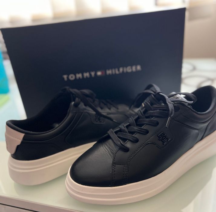 Оригинални Сникърси Tommy Hilfiger