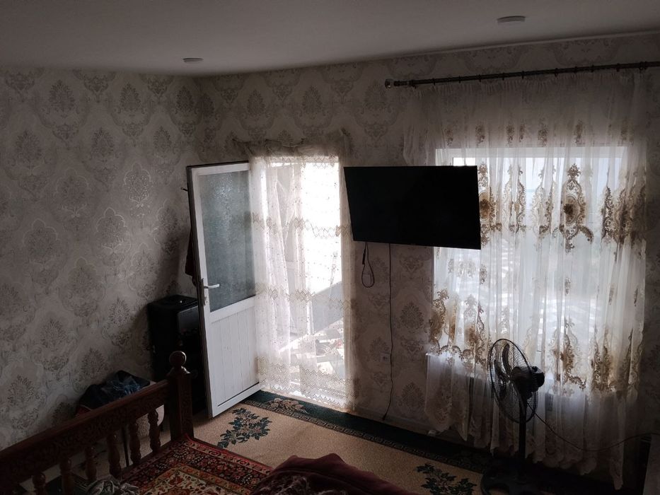 Ховли Уй сотилади