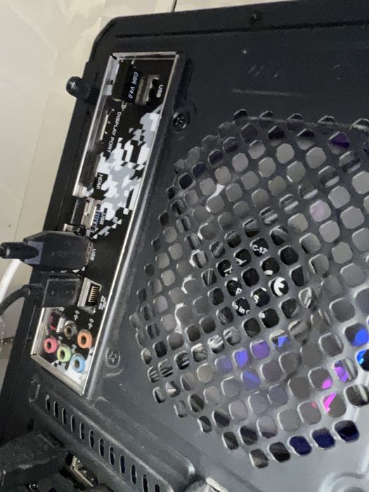 Гейминг Компютър ‼️‼️RTX 3050 RYZEN 5500