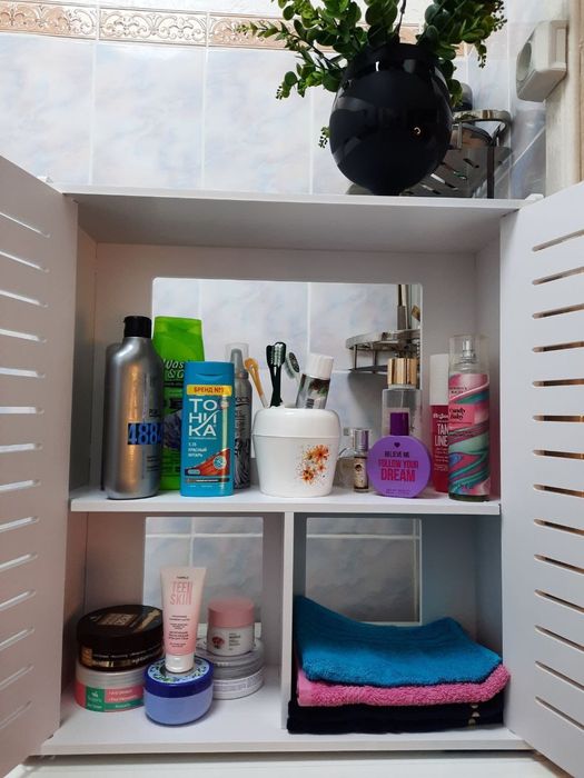 Продам  полки   .