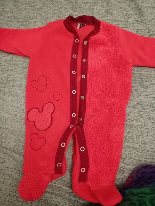 Продам вещи на новорожденных