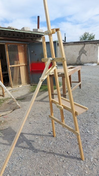 Мольберт деревянный и складной