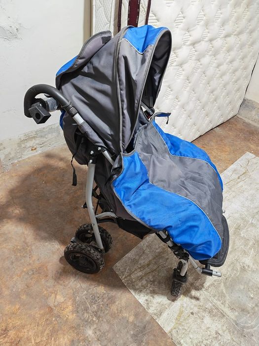 Коляска прогулочная оригинал 2шт цены разные