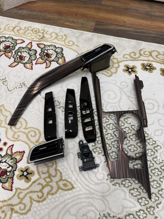 Продам накладку дерево от камри 70 Европа