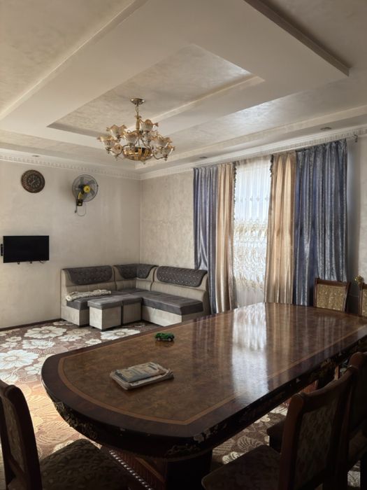 Уй ховли сотилади уч кахрамонда постка якин срочна сотилади