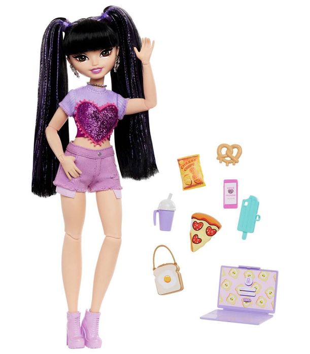 Barbie Dream Besties Doll & Accessories — Renee