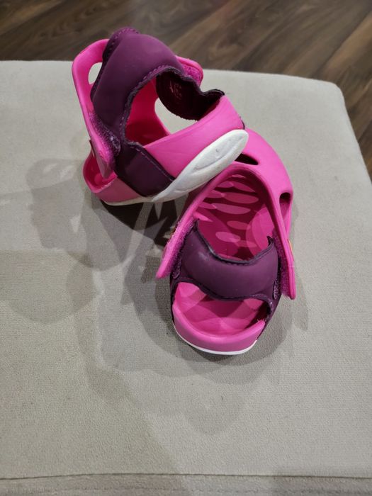 Nike, Найк сандали за момиче