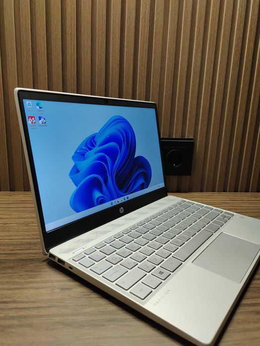 Продам ноутбук HP Pavilion 13 на Core i7