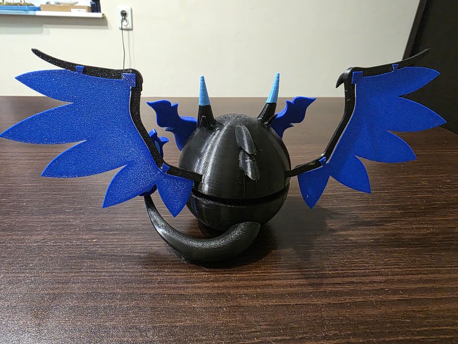 Pokeball Mega Charizard фигура