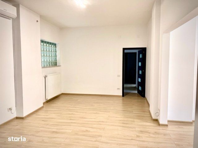 Inchiriere apartament 4 camere Piata Romana