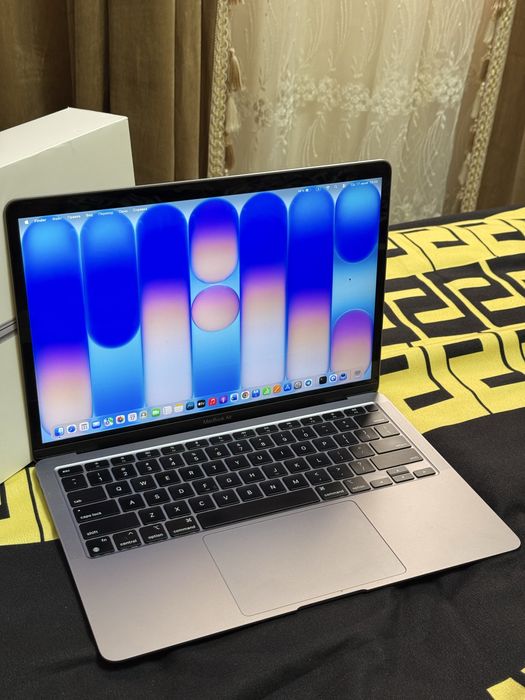 MacBook Air M1 8/256 xolati zo’r