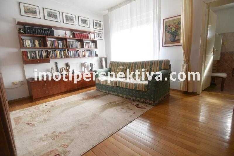 Продава се Къща в Пловдив, Кючук Париж - 200 кв.м за 2500 €/кв.м - Снимка #10