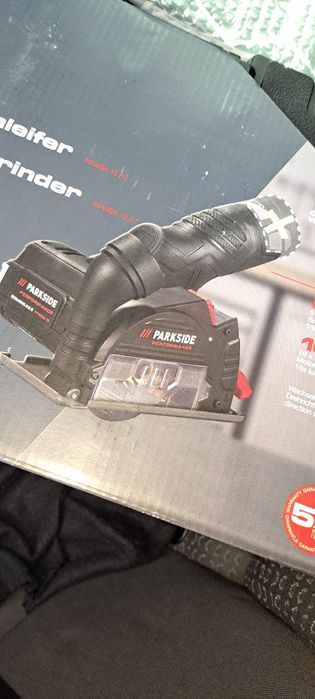 Polizor Parkside 12v performance