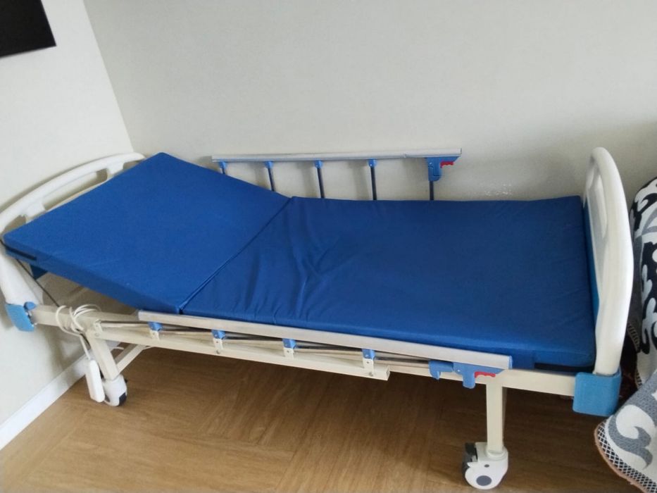 Медицинский кровать