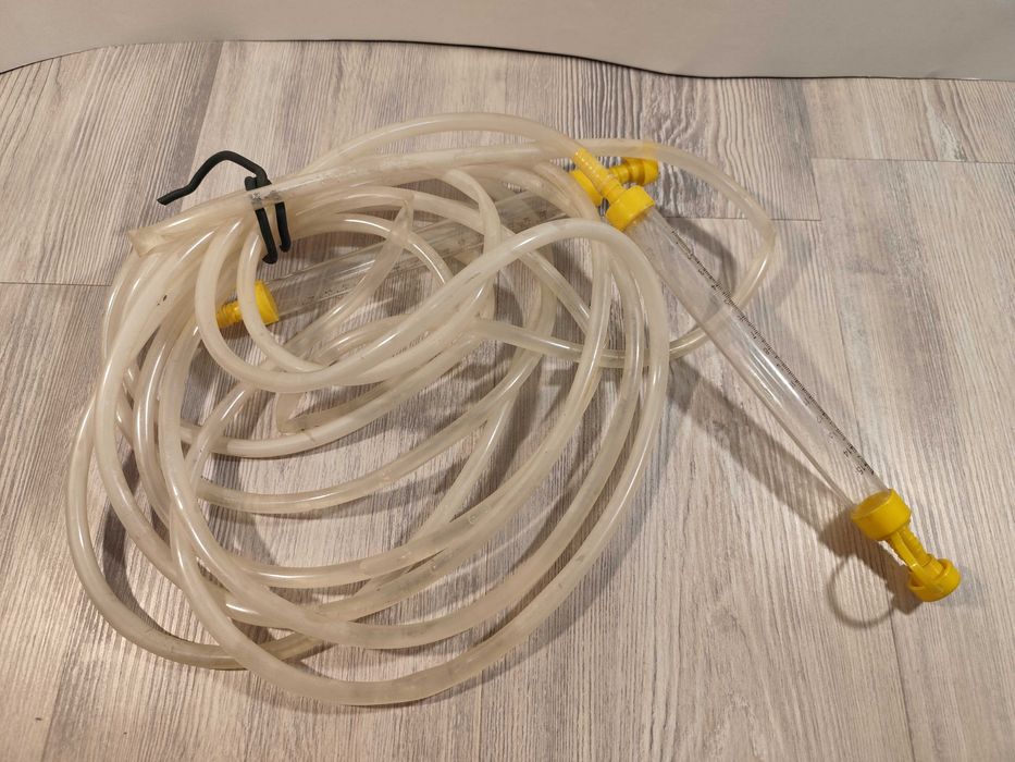 Nivela de masurat cu apa furtun