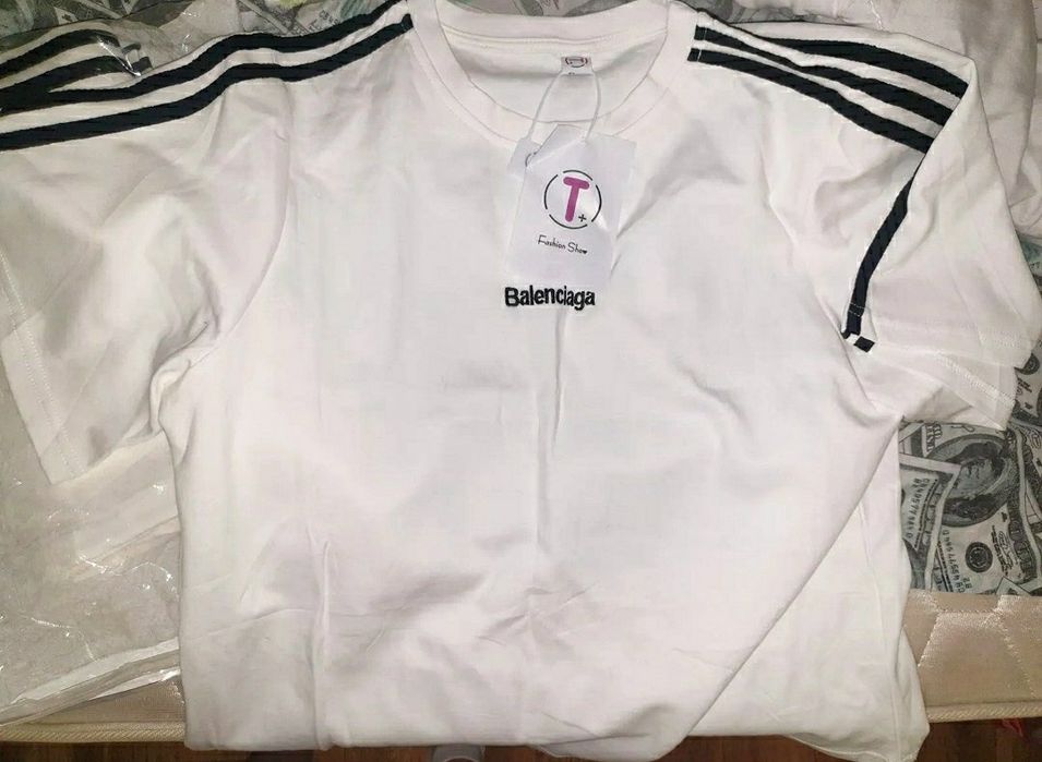Костюм женский balenciaga