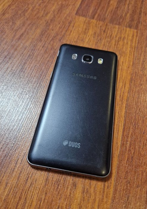 Samsung J5 2016 смартфон