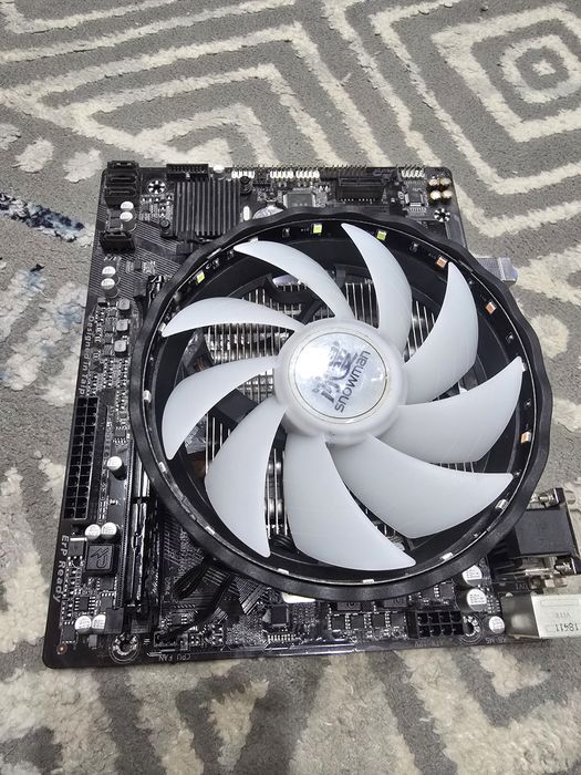 Gigabyte a320m-s2h +Ryzen3400g+Оперативная память