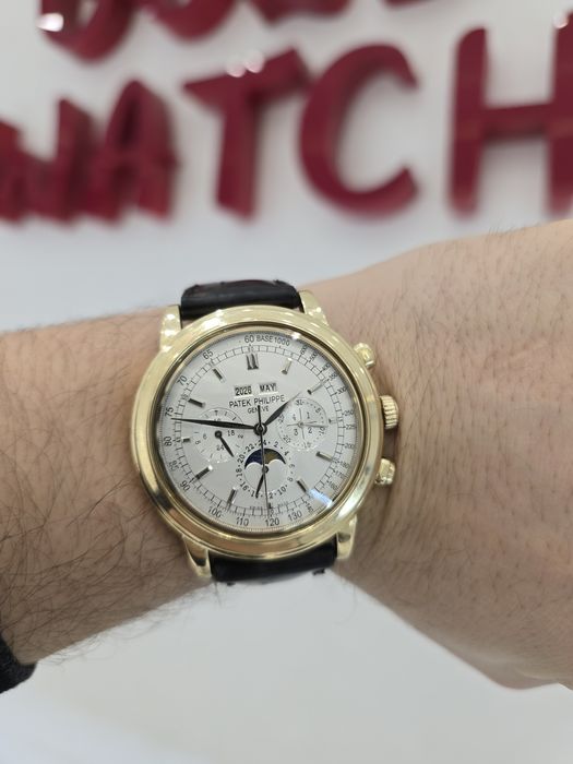 Продам золотые часы