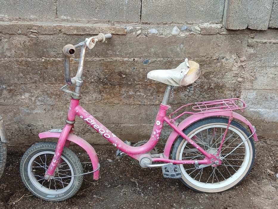 Екі велосипед сатылады