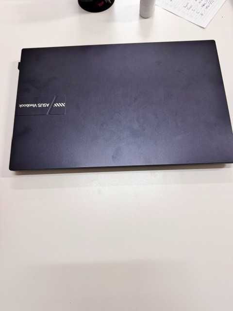 Лаптоп - Asus Vivbook 15