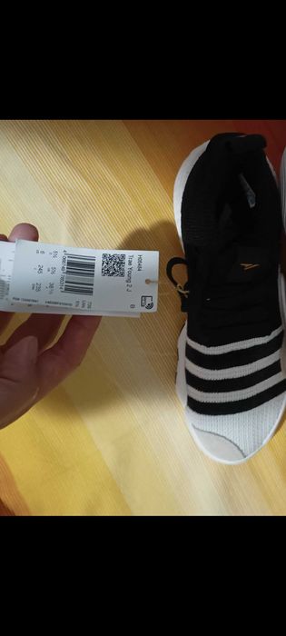 Sneakers Adidas Unisex Trae Young 2 J