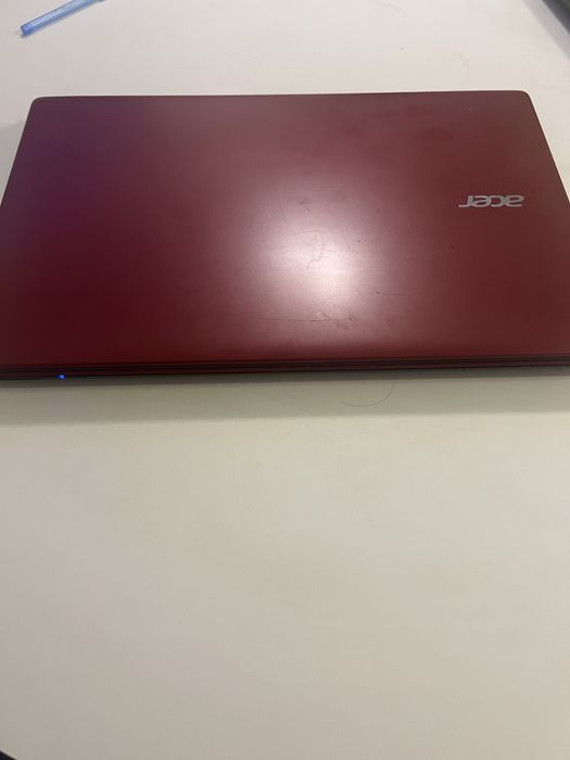 Laptop accer E5 511