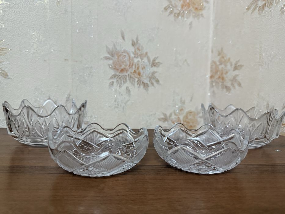 Хрустальные вазы