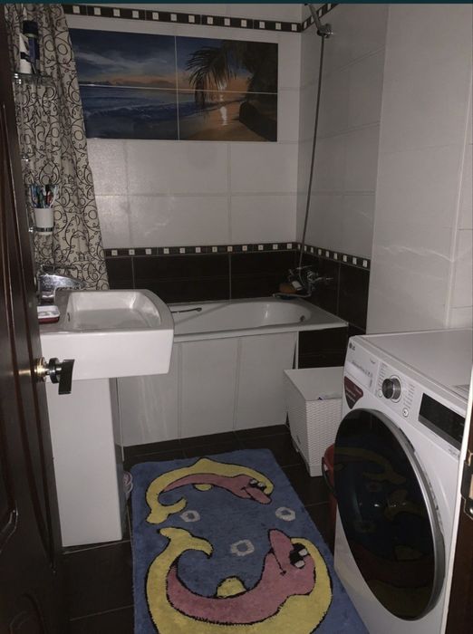 продаётся своя уютная 3 х комнатная квартира