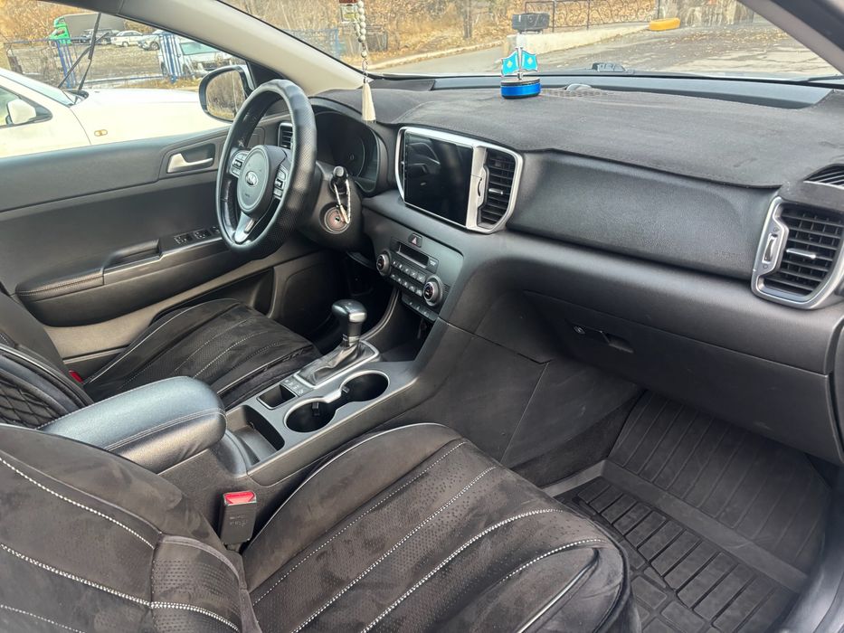 Продам Kia Sportage