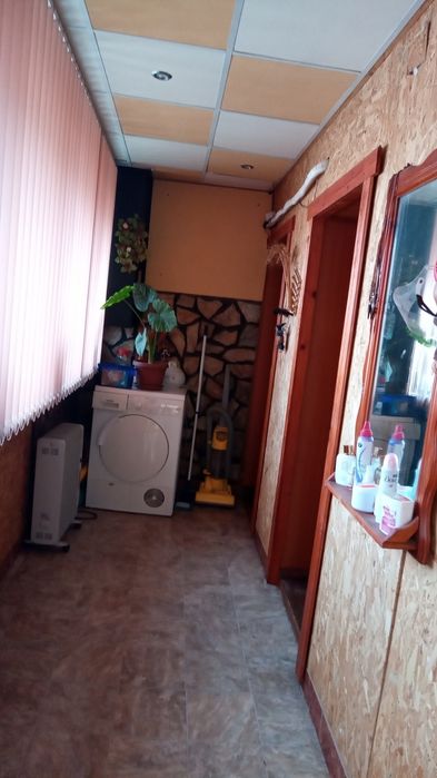 Продавам Двуетажна Тъща