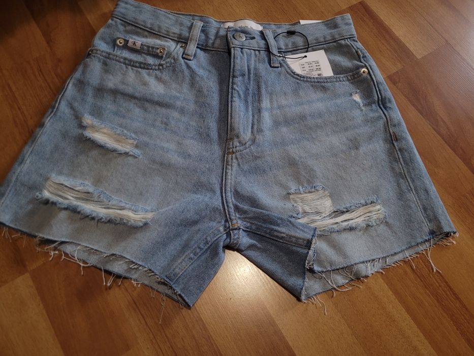 Blugi scurti calvin klein noi