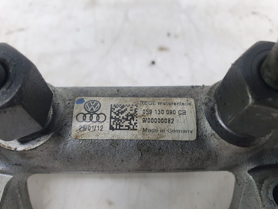 Rampa injectoare 3.0 bi-tdi cgqb 059130090cb 059090w36 Audi Q5 8R (facelift)