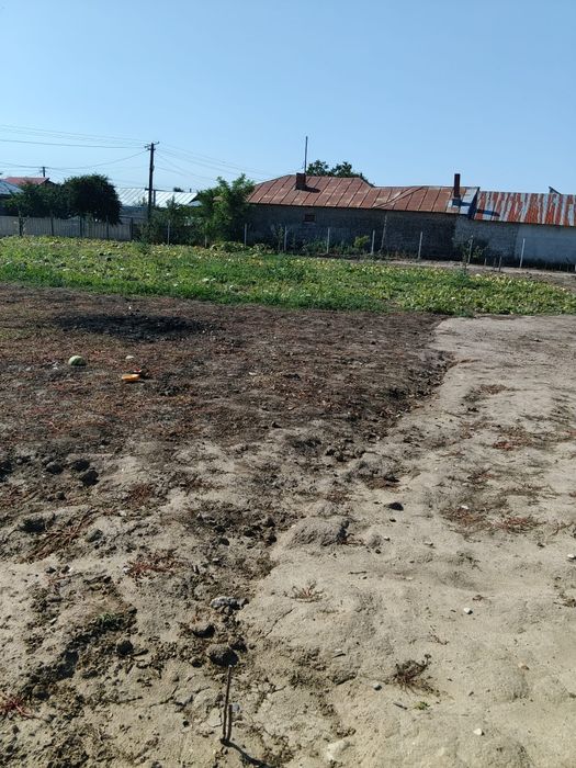Casă de vânzare , 4 camere, 2 holuri