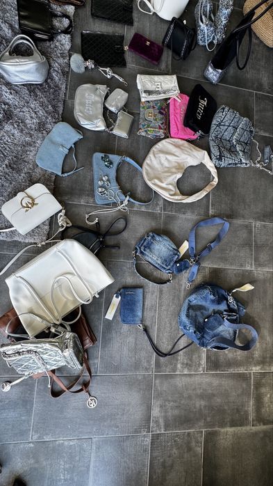 Лот от Уникални и рядки дамски чанти