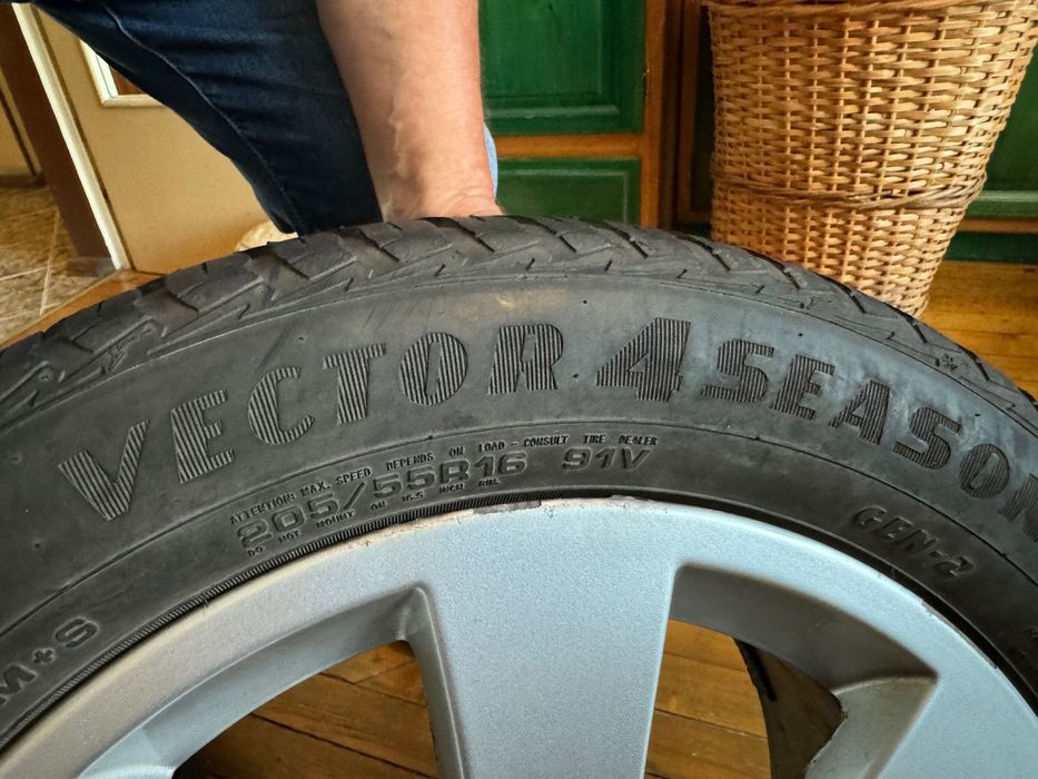 Гума с джанта за ауди А3