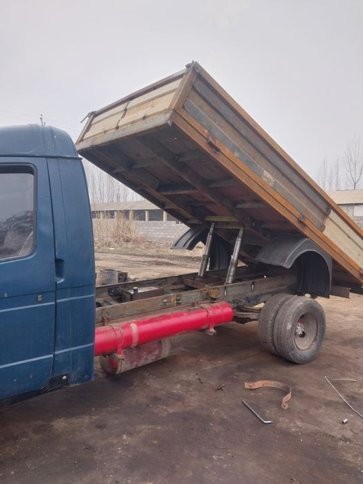 Gazel sotiladi yili2002