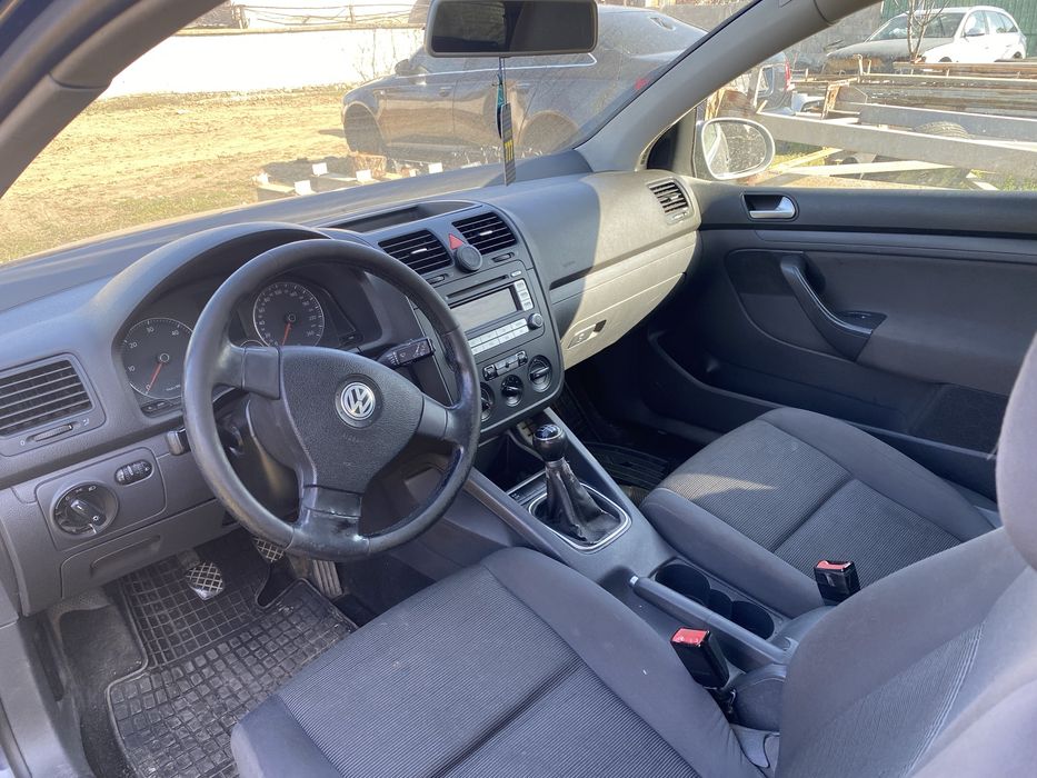 Салон за Голф 5 2/3 врати с подгрев