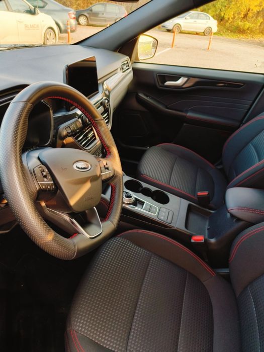 Ford Kuga 2.5 Duratec PHEV ST-LINE Hibrid plugin 

Utilizat 41352 km 2488 cm3 Hibrid

Plug-In