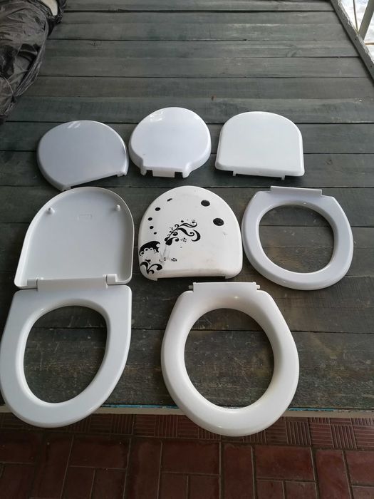 Унитаз, смесители, бочок унитаза