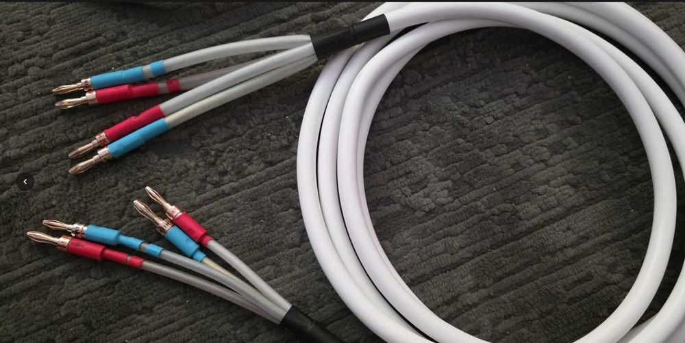 Cabluri boxe cu mufe banana 4mm, diverese lungimi,  grosimi si modele.