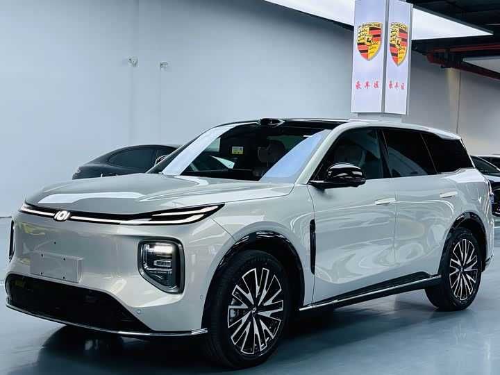 Changan Qiyuan Q07 2025 — 215 km Laser Flagship PLUS