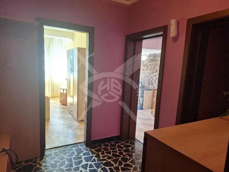 Дава се под наем Четиристаен апартамент в София, Княжево - 120 кв.м за 747.66 € - Снимка #2