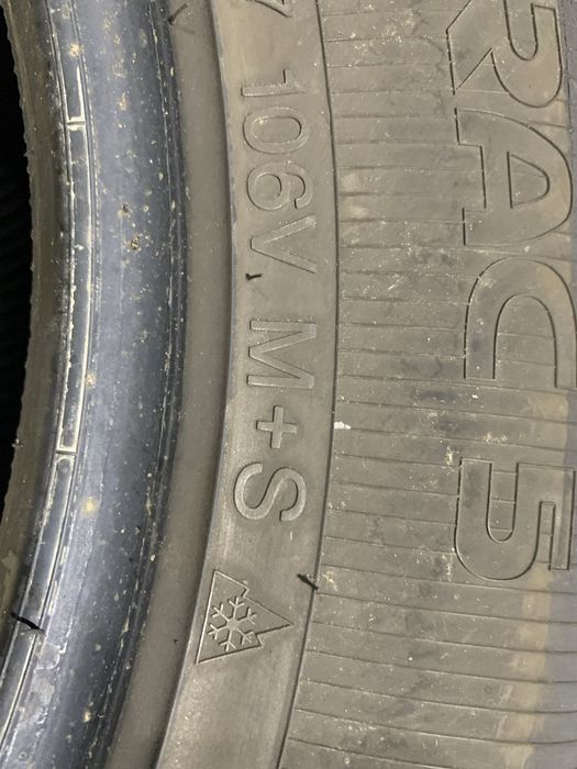 255 60 17 all seasons